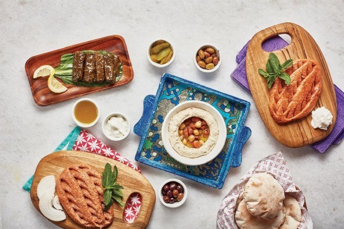 مطعم الحلاب من المطاعم اللبنانية في دبي
