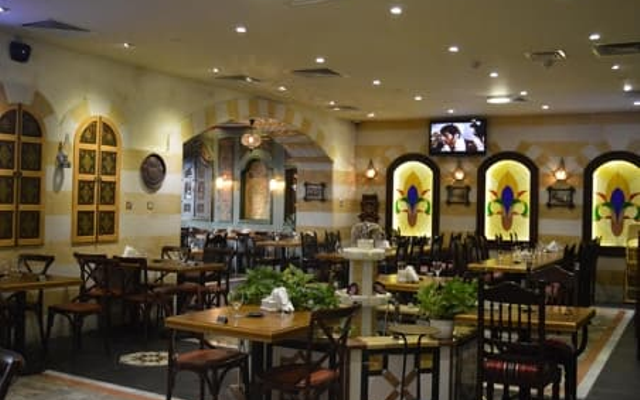 مطعم ساروجة دبي