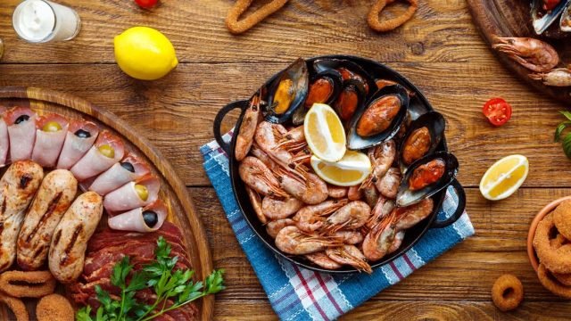 أفضل 10 مطاعم بحرية في جميرا ( الأسعار+ المنيو+ الموقع)