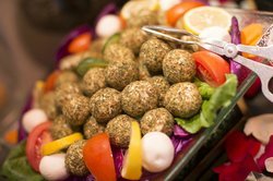 Al Iwan مطعم الإيوان