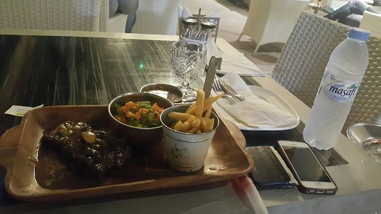 مطعم مي كاس