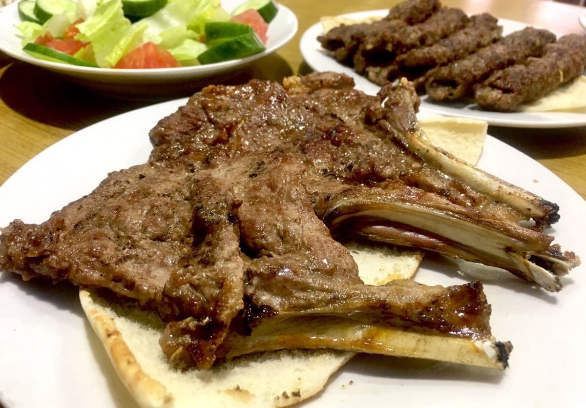 مطعم مشاوي السلطان أبو ظبي