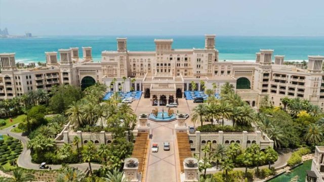 مطعم فرينش ريفيرا  French Riviera (الأسعار+ المنيو+ الموقع)