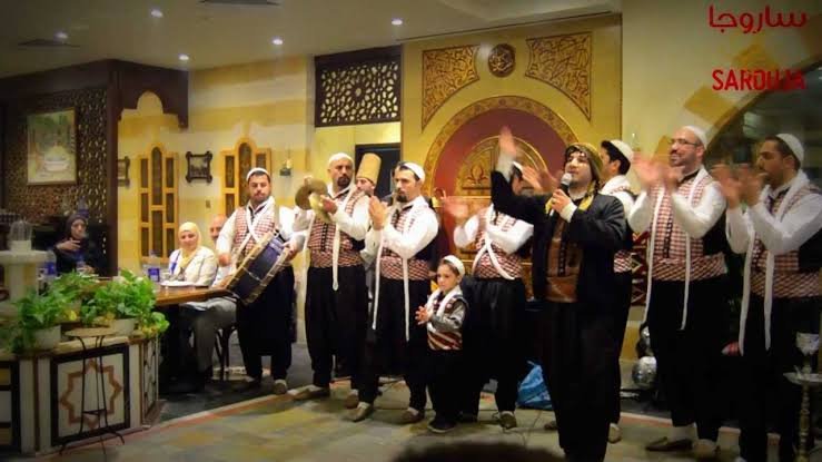 كافيهات دبي مع مغني افضل 5 كافيهات من تجارب الناس