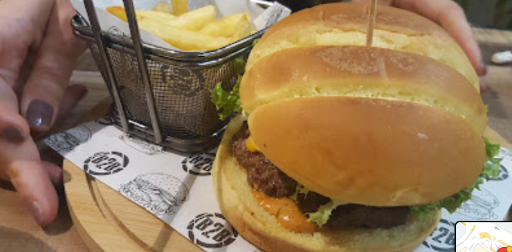 مطعم B2B Burgers 