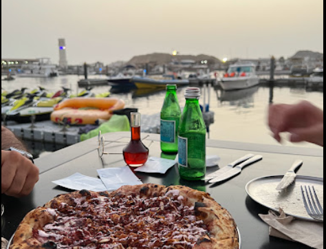 مطعم Blu Pizzeriá دبي
