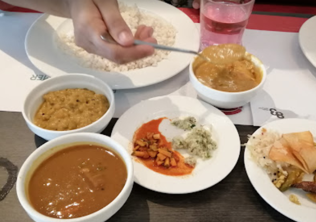 مطعم كاليكوت براجون دبي