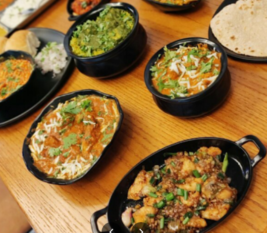 مطعم Desi Khana Restaurant 