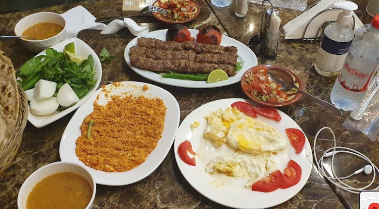 مطعم ومقهي نسرين 