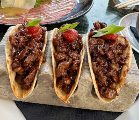 مطعم بيف بار دبي