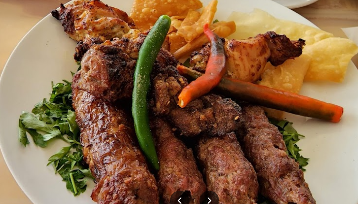 مطعم الأمور باشا دبي
