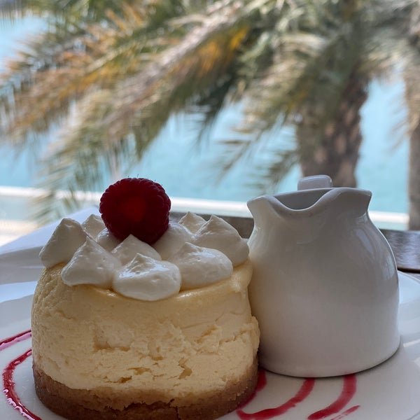 مطعم نولوز Nolu's Downtown